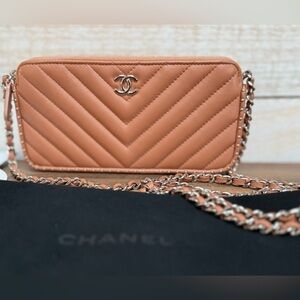 🦄Chanel🦄 Clutch With Chain